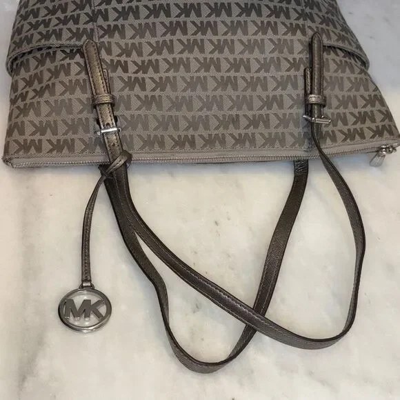 Michael Kors Bag Purse Handbag Pocketbook Charlotte Signature Jet Set Tote Bag
